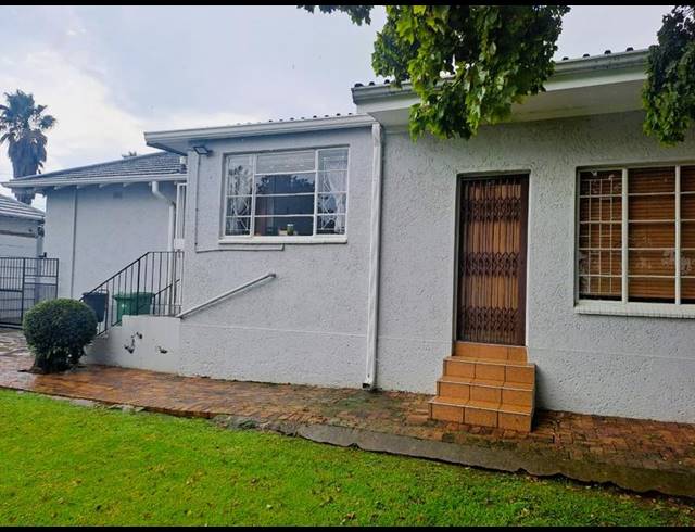4 BEDROOM HOUSE FOR SALE IN SUNNYRIDGE